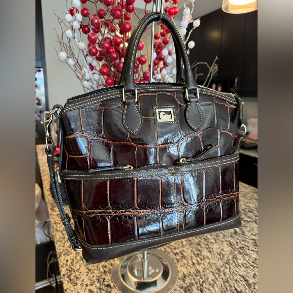 Dooney and Bourke w/ Wallet